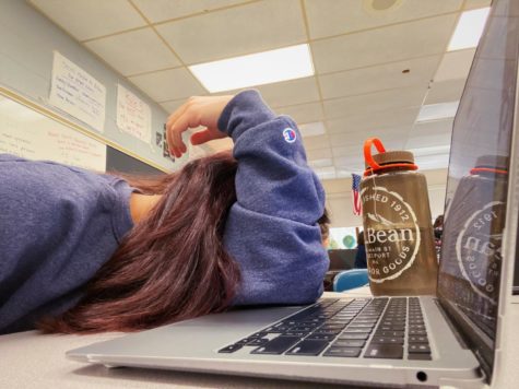 Students can be unmotivated at the end of the school year. Here is how to stay energized. 