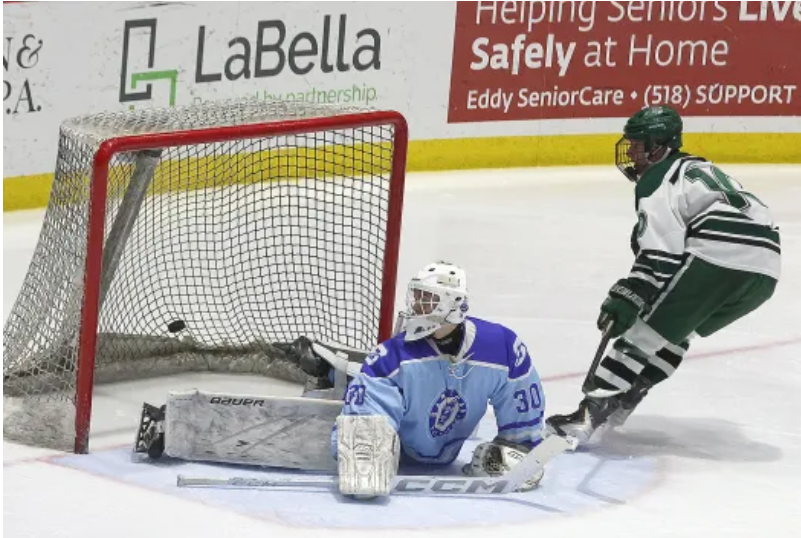 Hockey Team Plays for Section Title
